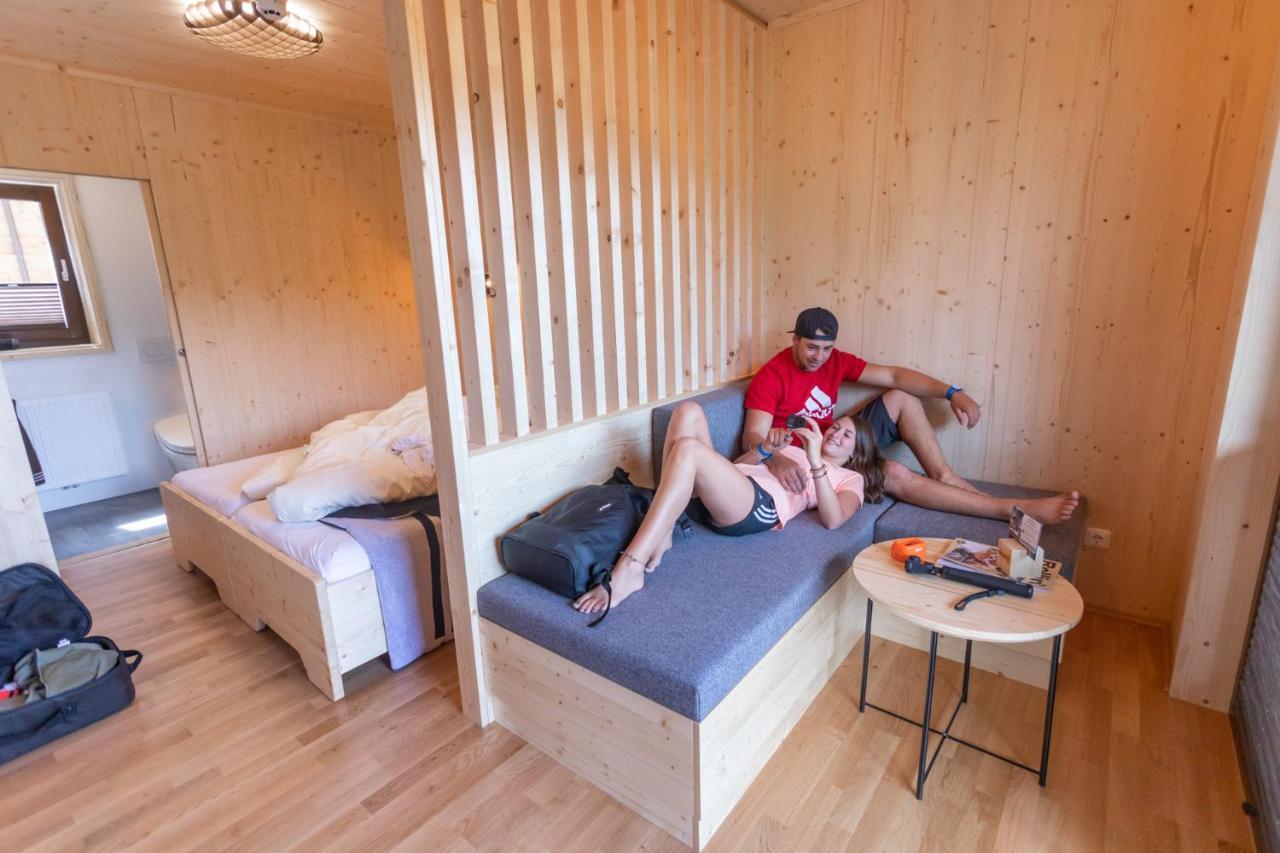 Area 47 - Tirol Hotel Ötztal-Bahnhof Екстериор снимка