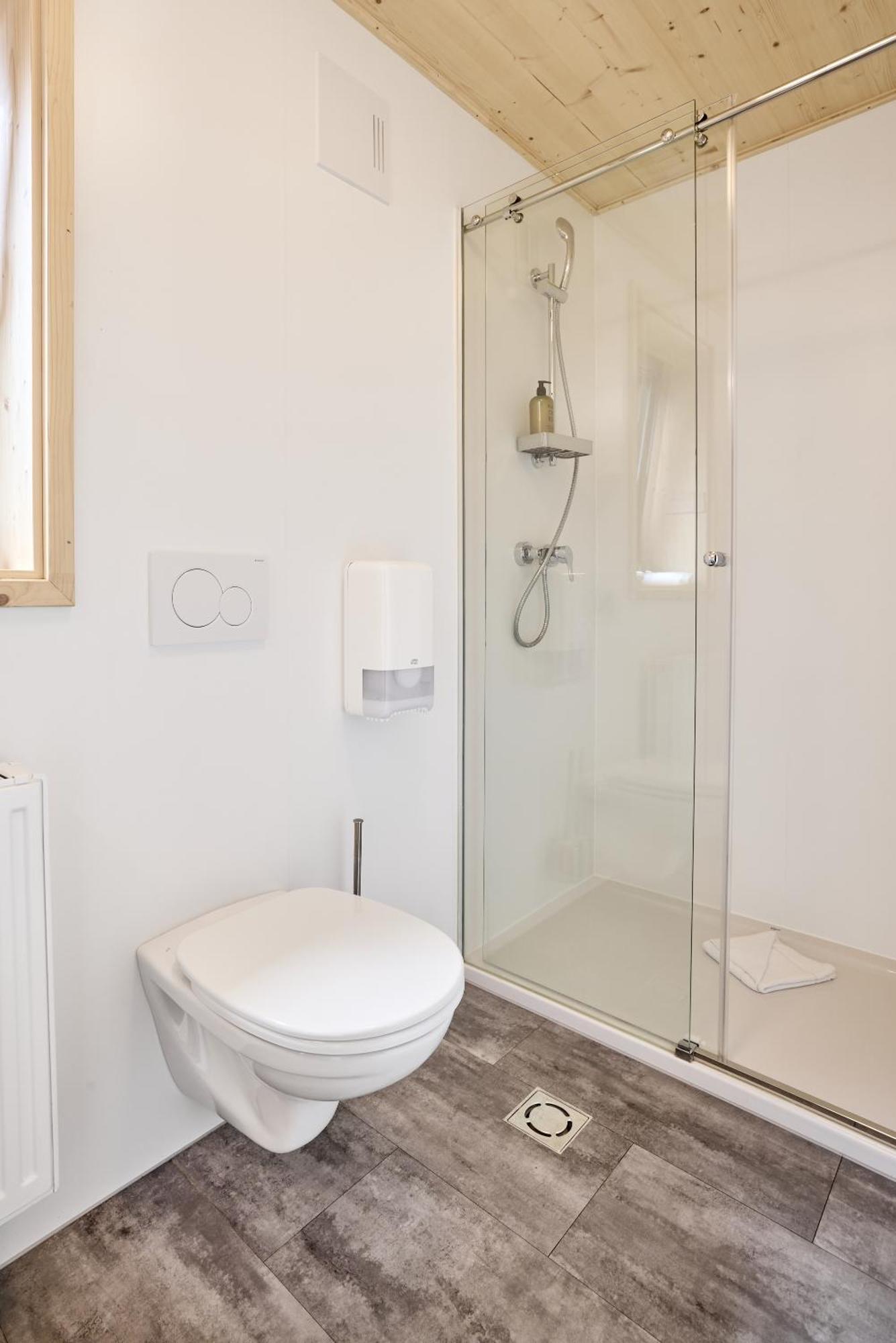 Area 47 - Tirol Hotel Ötztal-Bahnhof Екстериор снимка