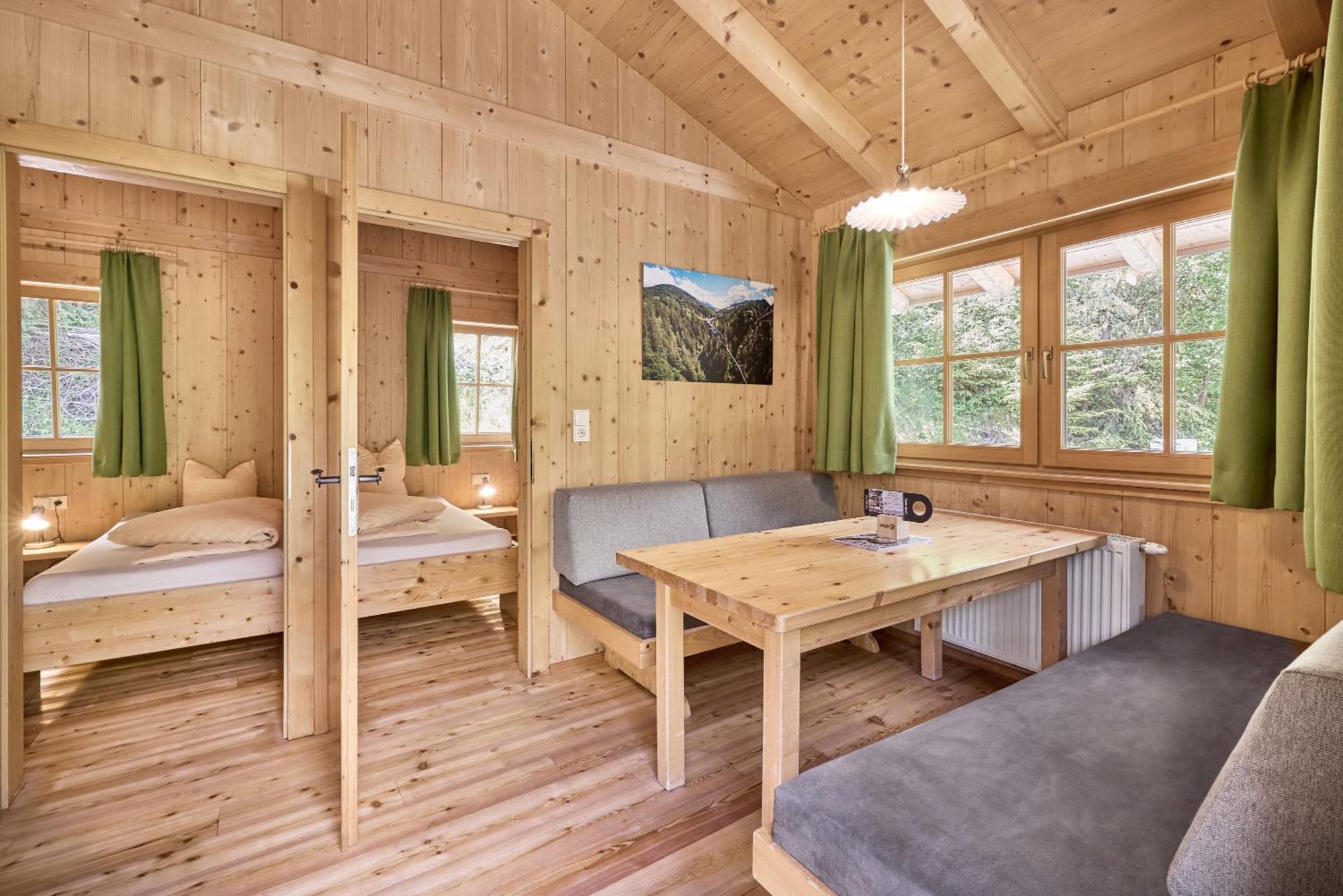 Area 47 - Tirol Hotel Ötztal-Bahnhof Екстериор снимка