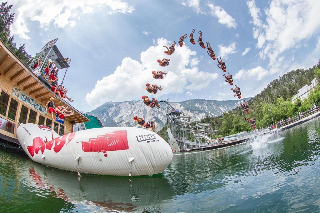 Area 47 - Tirol Hotel Ötztal-Bahnhof Екстериор снимка